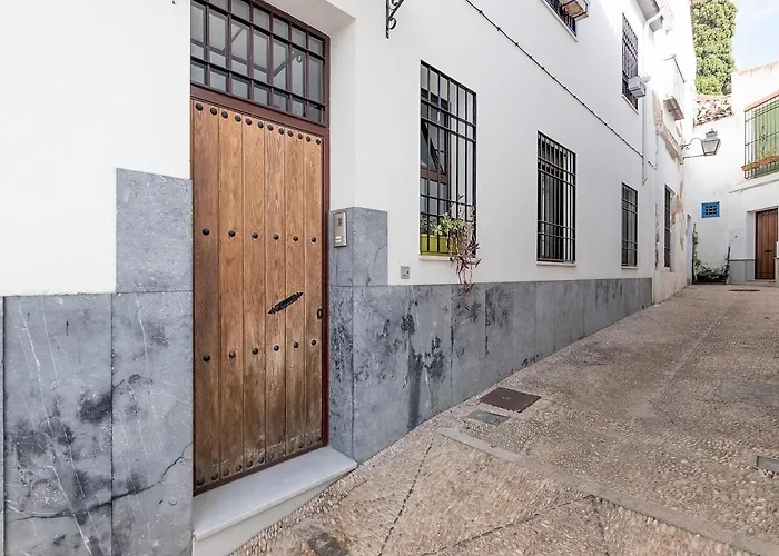 Bhost - La Catedral